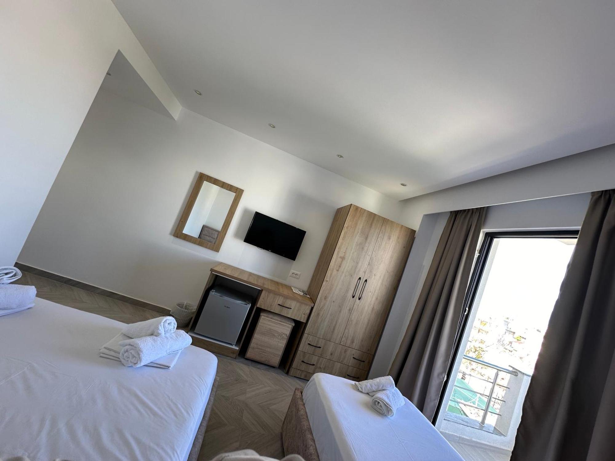 Noa Boutique Hotel Εξαμίλιο Εξωτερικό φωτογραφία