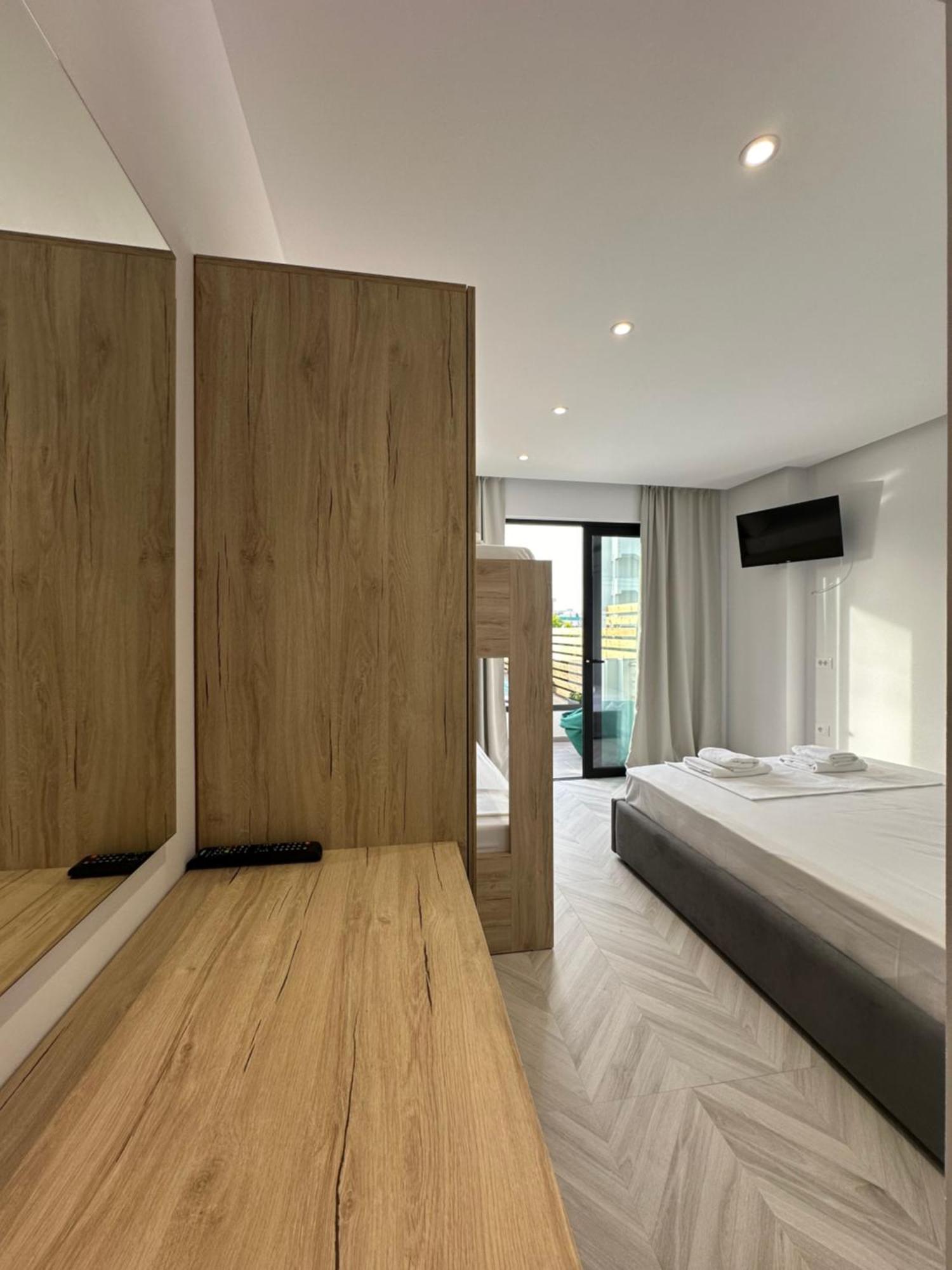 Noa Boutique Hotel Εξαμίλιο Εξωτερικό φωτογραφία