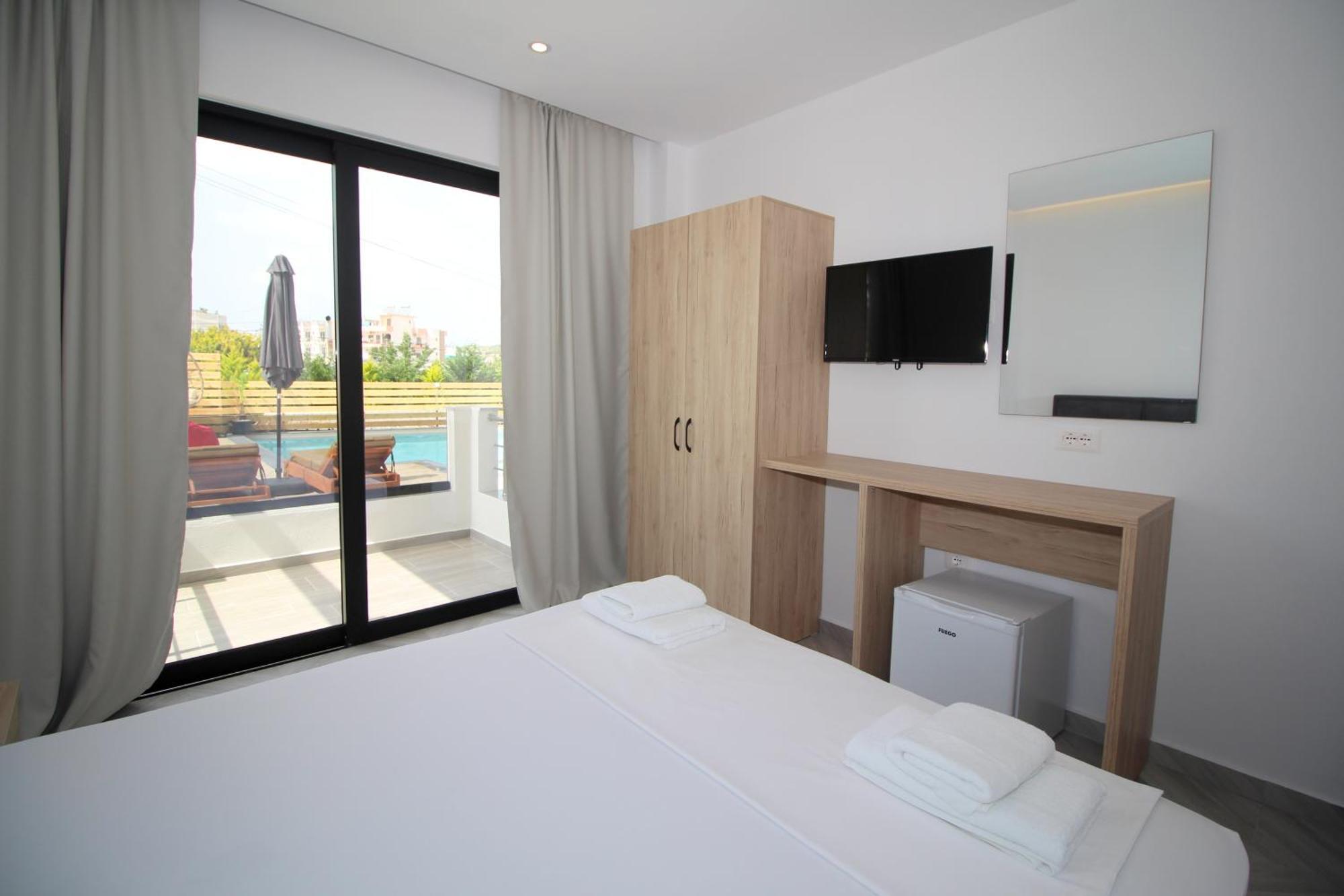 Noa Boutique Hotel Εξαμίλιο Δωμάτιο φωτογραφία
